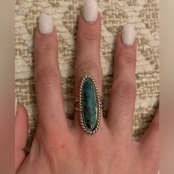 Genuine Webbed Turquoise Ring - Picture 2 of 9
